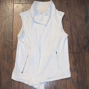 Zobha white full zip up vest